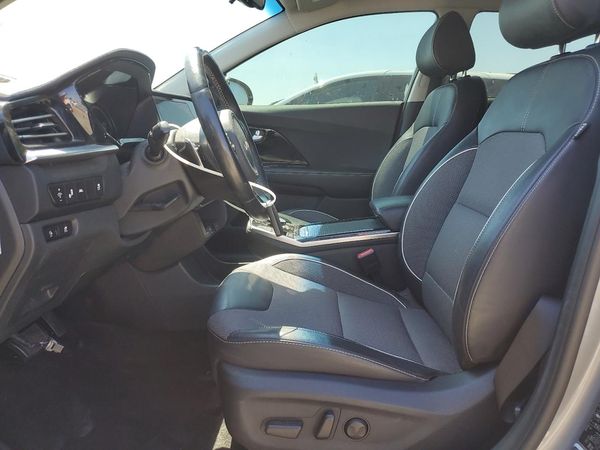 2022 KIA NIRO S, EX
