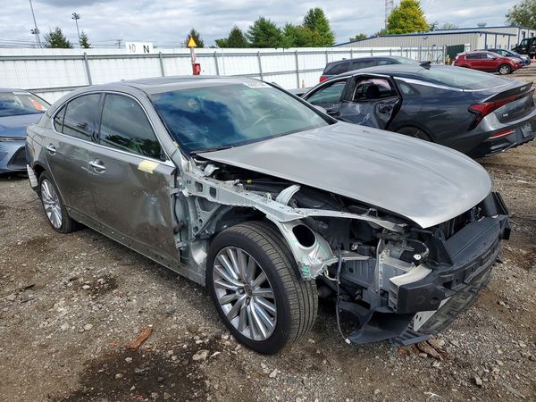 2017 LEXUS LS — Passenger 3/4