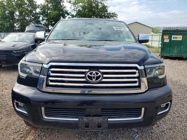 2020 TOYOTA SEQUOIA Platinum
