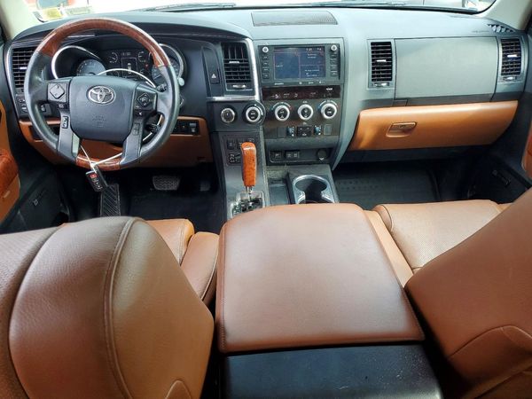 2020 TOYOTA SEQUOIA Platinum
