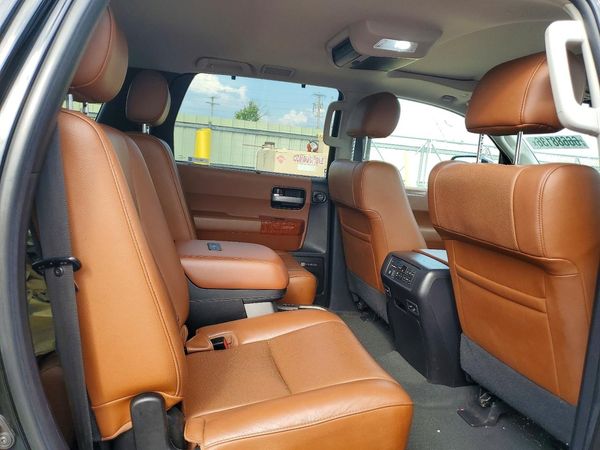 2020 TOYOTA SEQUOIA Platinum