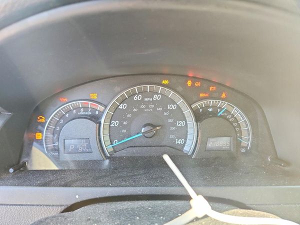 2013 TOYOTA CAMRY