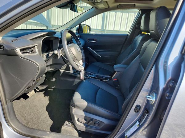 2022 TOYOTA COROLLA CROSS XLE
