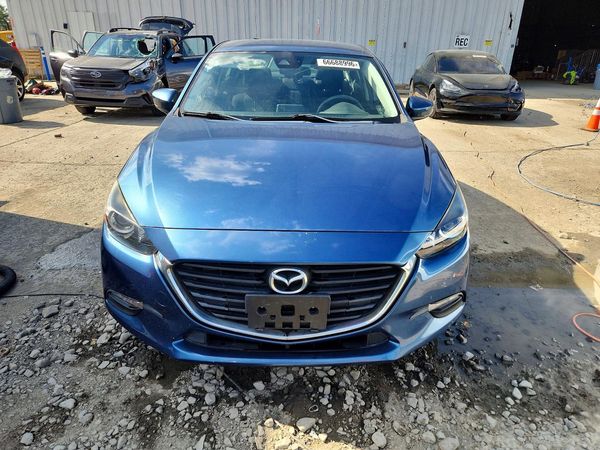 2018 MAZDA 3 Sport