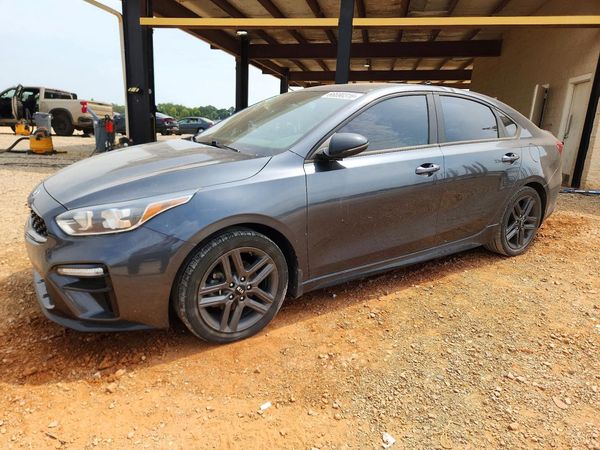 2021 KIA FORTE GT Line