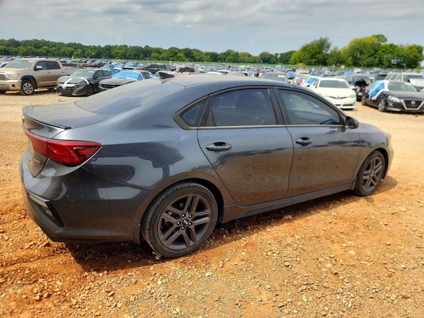 2021 KIA FORTE GT Line