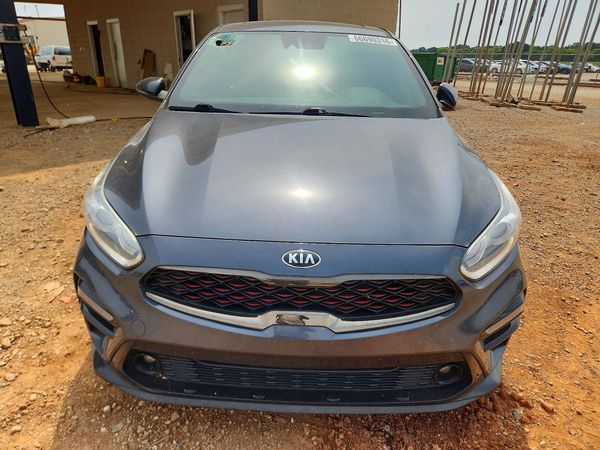 2021 KIA FORTE GT Line