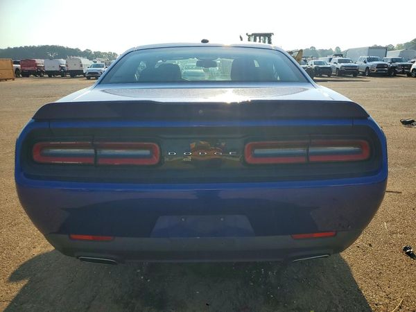 2018 DODGE CHALLENGER SXT