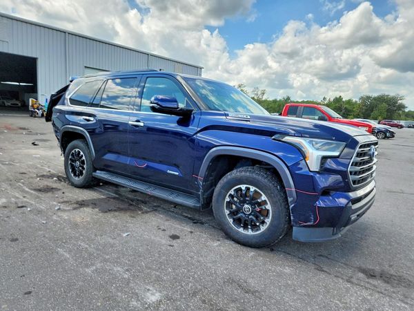 2023 TOYOTA SEQUOIA