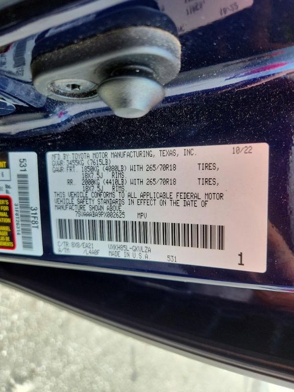 2023 TOYOTA SEQUOIA