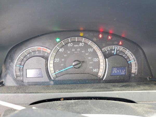 2012 TOYOTA CAMRY