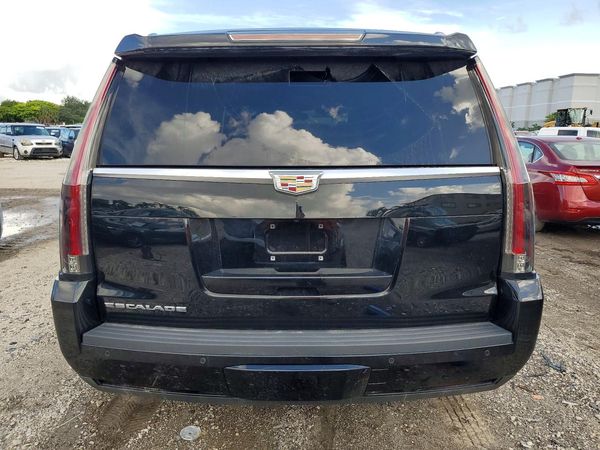2024 CADILLAC ESCALADE Base