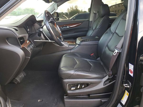 2024 CADILLAC ESCALADE Base
