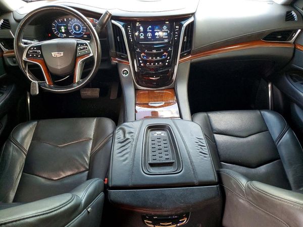 2024 CADILLAC ESCALADE Base