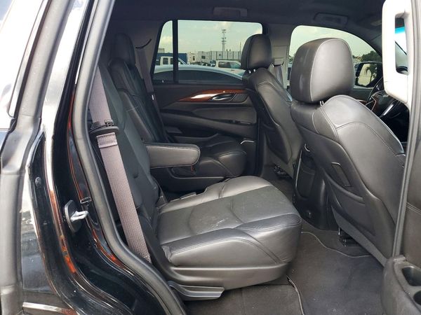 2024 CADILLAC ESCALADE Base