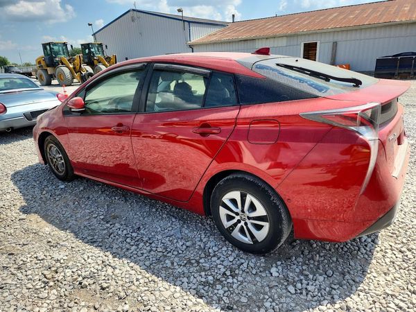 2018 TOYOTA PRIUS