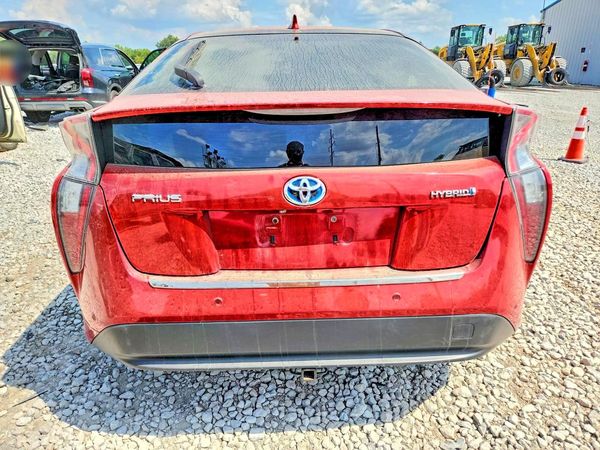 2018 TOYOTA PRIUS
