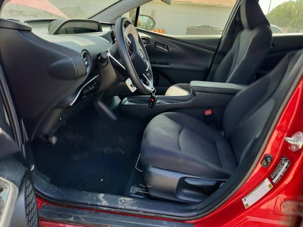 2018 TOYOTA PRIUS