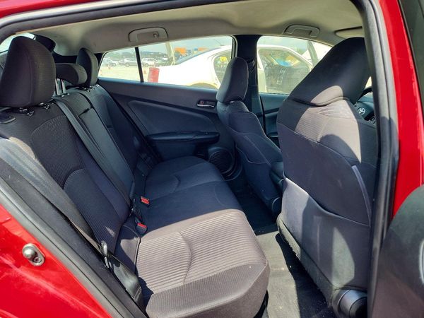 2018 TOYOTA PRIUS
