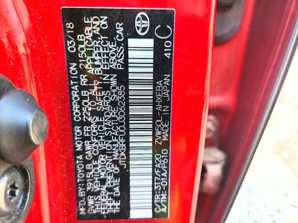 2018 TOYOTA PRIUS