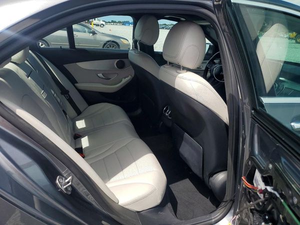 2018 MERCEDES-BENZ C C300