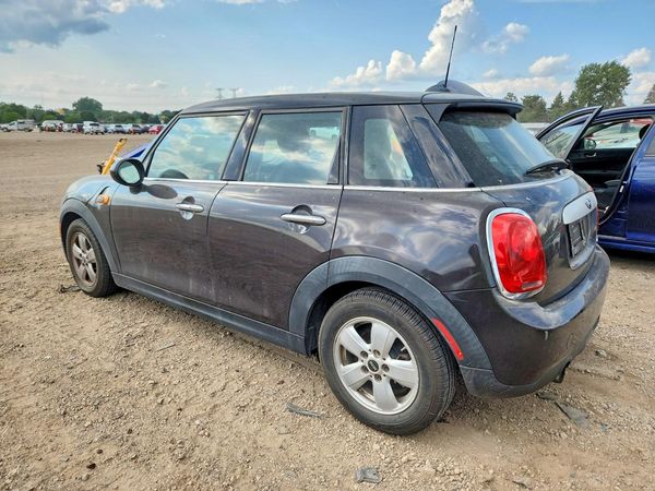 2015 MINI COOPER