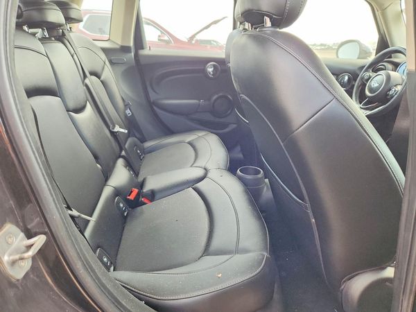 2015 MINI COOPER