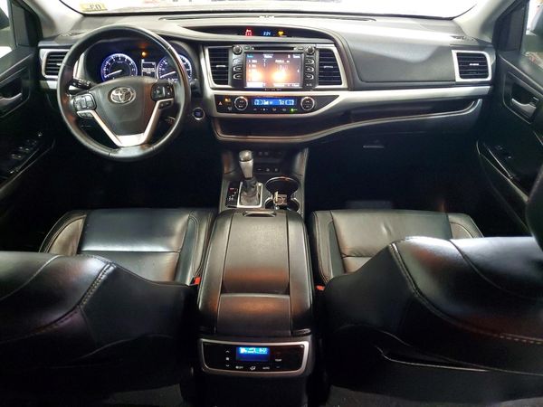 2017 TOYOTA HIGHLANDER SE/XLE — CKPT