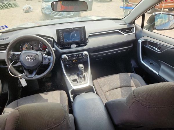 2019 TOYOTA RAV4