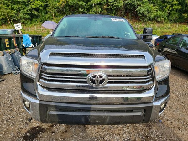 2016 TOYOTA TUNDRA