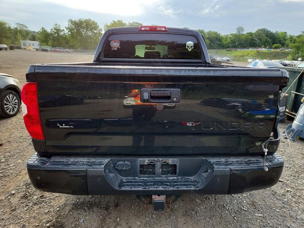 2016 TOYOTA TUNDRA