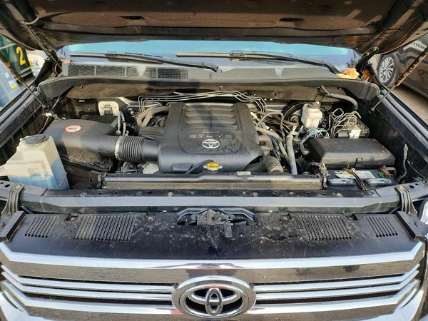 2016 TOYOTA TUNDRA