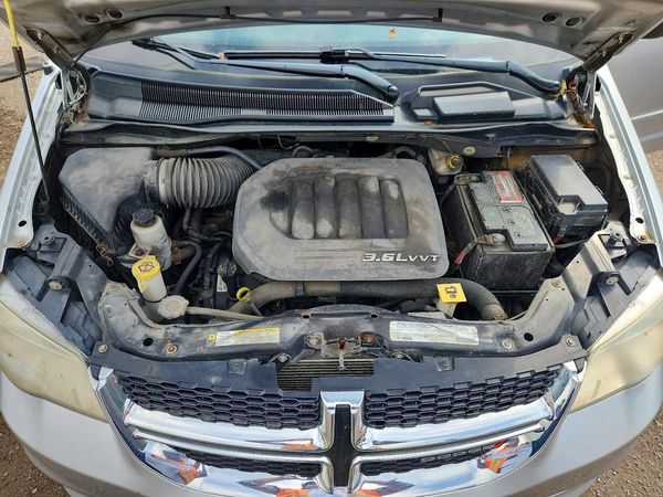 2012 DODGE GRAND CARAVAN SE
