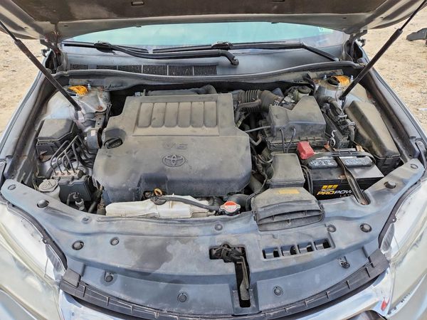 2016 TOYOTA CAMRY