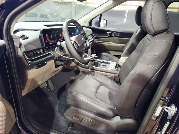 2027 KIA CARNIVAL LX, LXS