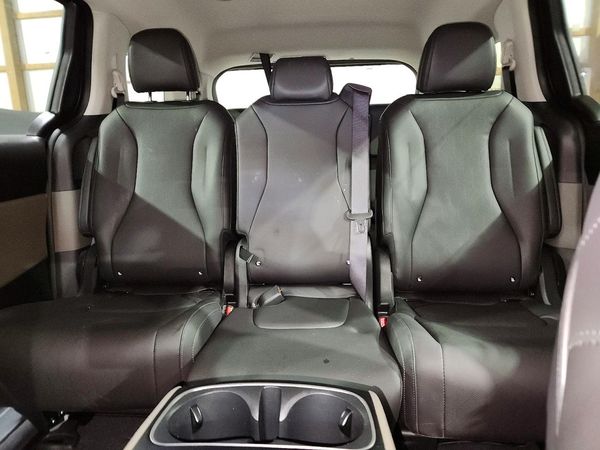 2027 KIA CARNIVAL LX, LXS