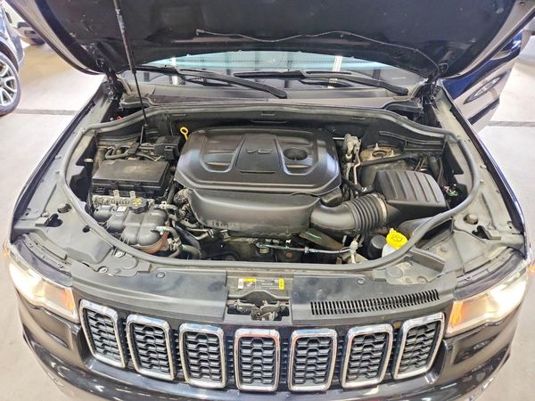 2021 JEEP GRAND CHEROKEE LAREDO 4X4