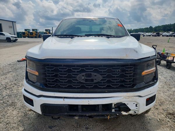 2024 FORD F150