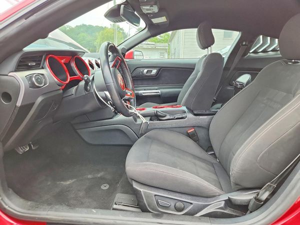 2020 FORD MUSTANG