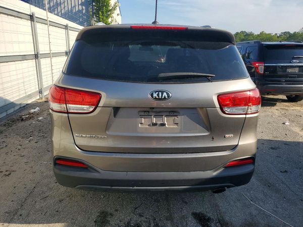 2016 KIA SORENTO L / LX