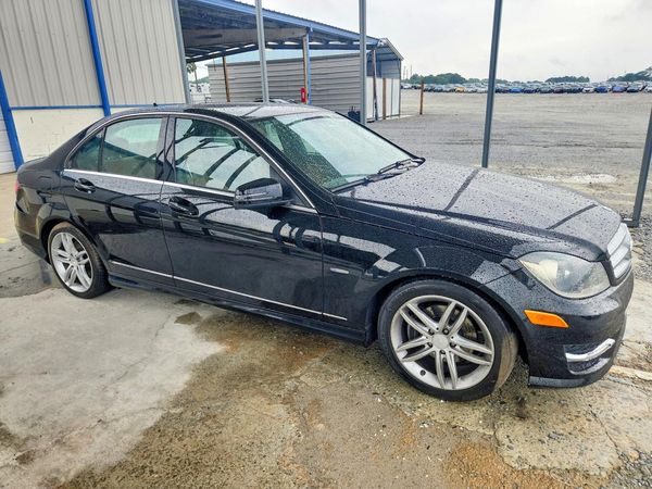 2012 MERCEDES-BENZ C