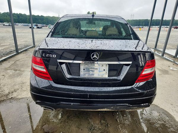 2012 MERCEDES-BENZ C