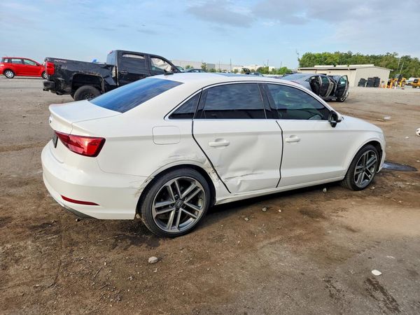 2019 AUDI A3 Premium, Titanium