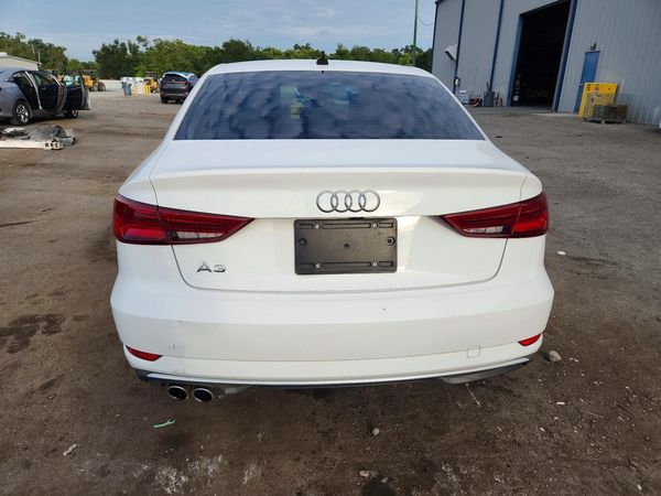 2019 AUDI A3 Premium, Titanium