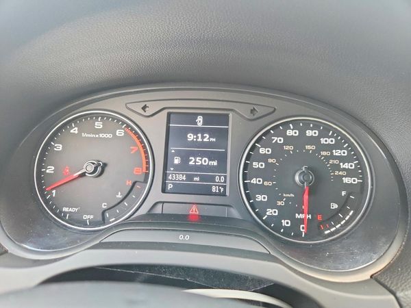 2019 AUDI A3 Premium, Titanium