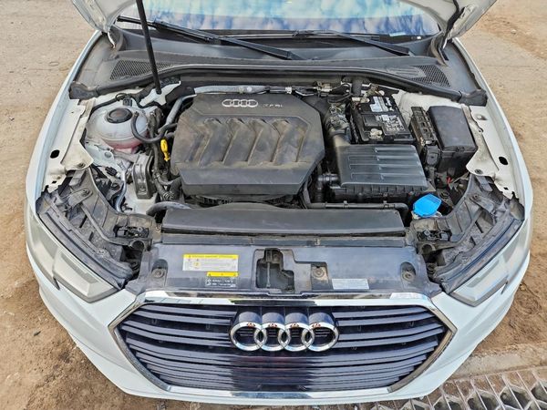 2019 AUDI A3 Premium, Titanium
