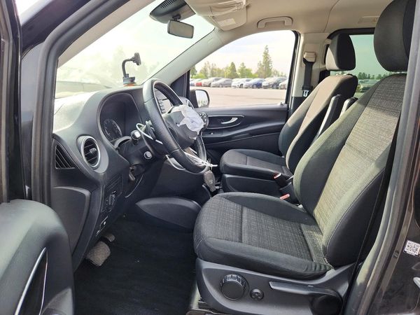 2018 MERCEDES-BENZ METRIS