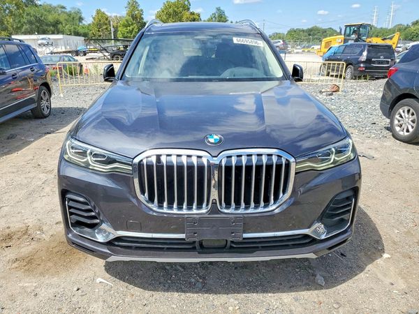 2022 BMW X7