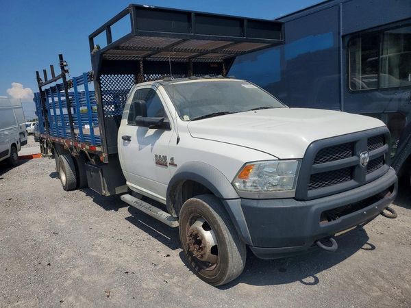 2016 RAM 5500 REG CAB CHASSIS