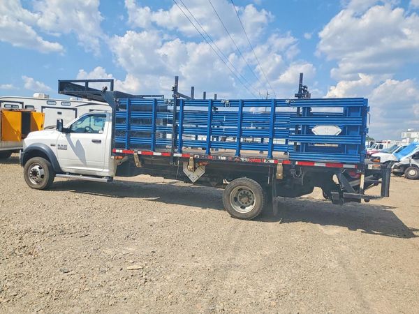 2017 RAM 5500 REG CAB CHASSIS